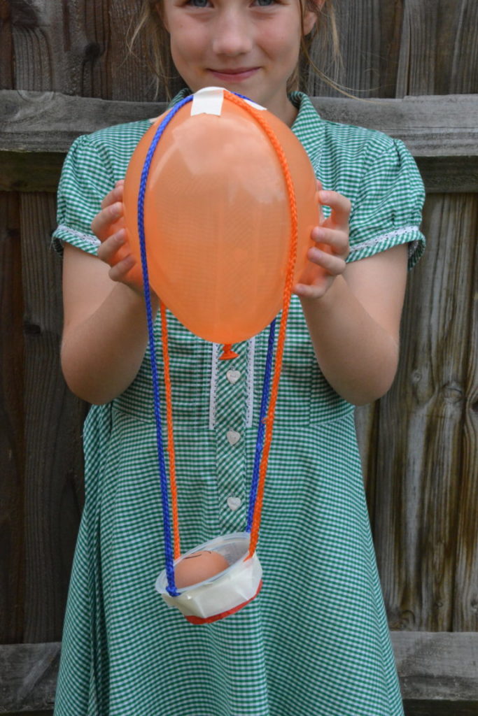 Balloon parachute! Fun gravity experiment for kids - science for kids