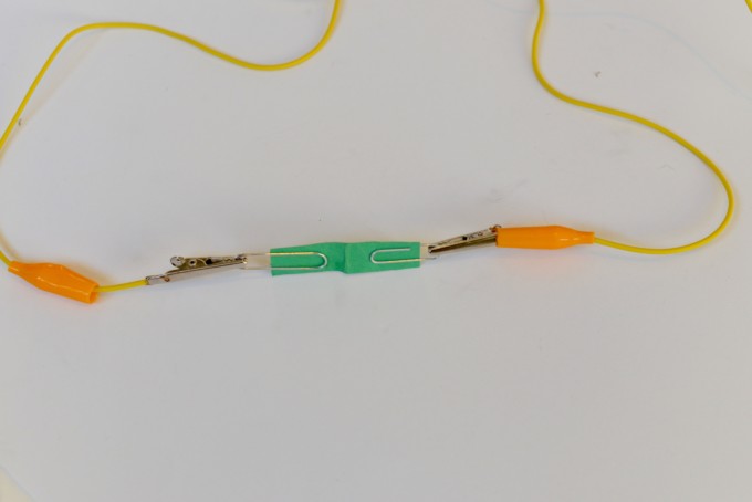 Circuit with a switch - switch circuit 