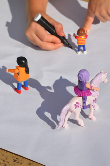 Shadow drawings